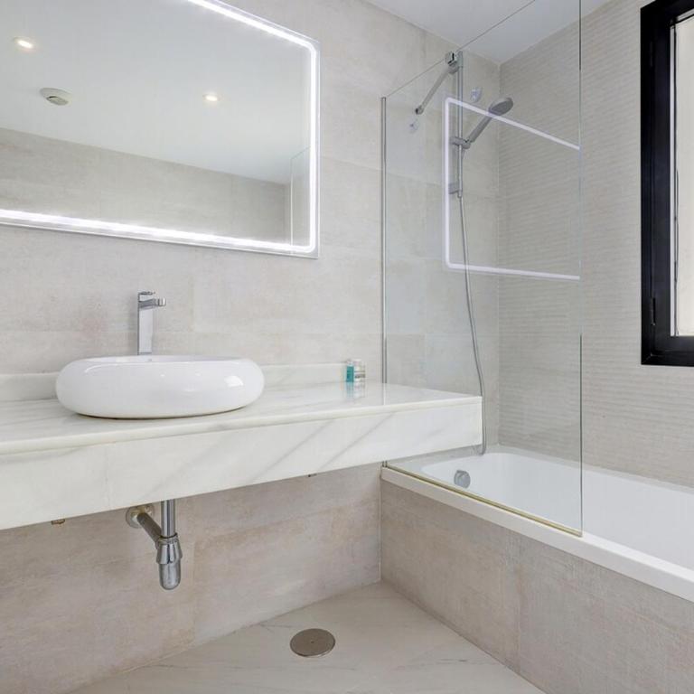 Stylish Estepona Hills Apartment with Lovely Views - Apartamento de 2 dormitorios con vistas a la montaña - 39