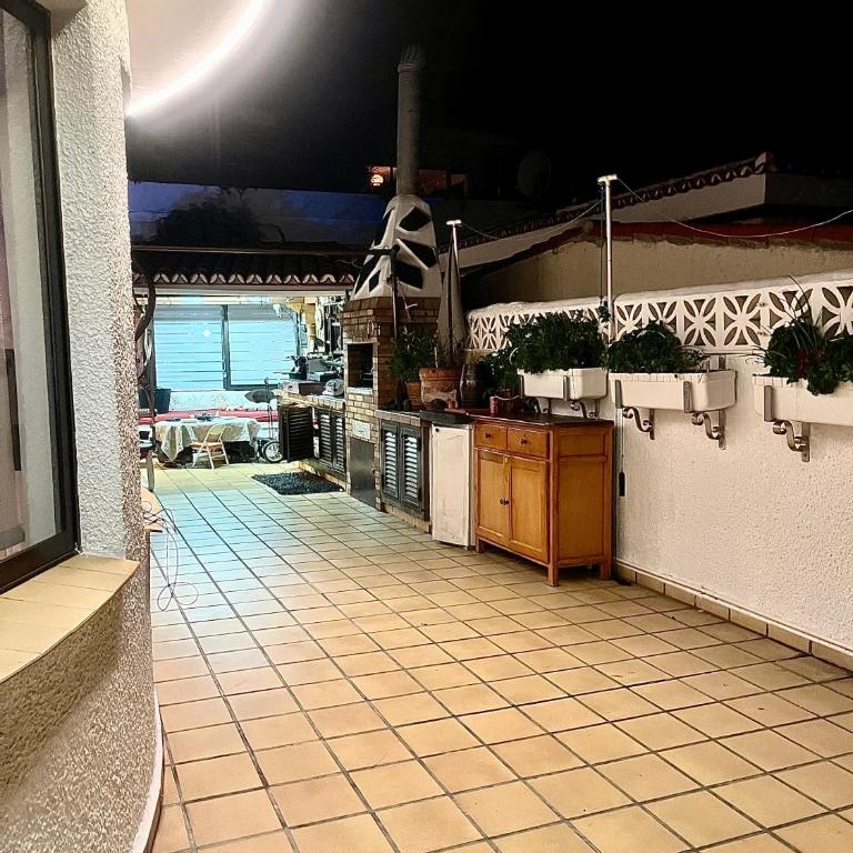 Casa, chalet, piscina, barbacoa todo incluido - Casa de 3 dormitorios - 54