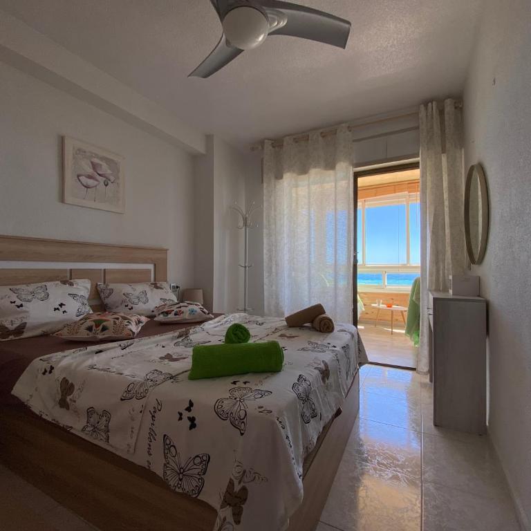 INFINITE BLUE ,CABO CERVERA LA MATA, FRONT SEA VIEW !Free Parking,High speed Internet - Two-Bedroom Apartment - 18