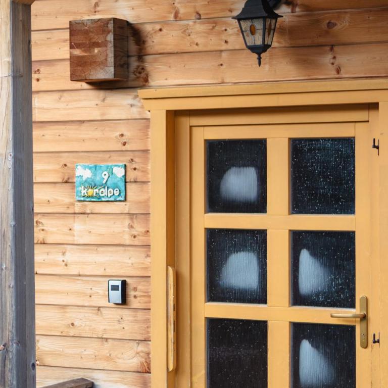 Feriendorf Koralpe Chalet Bergkristall - Chalet mit 3 Schlafzimmern - 3