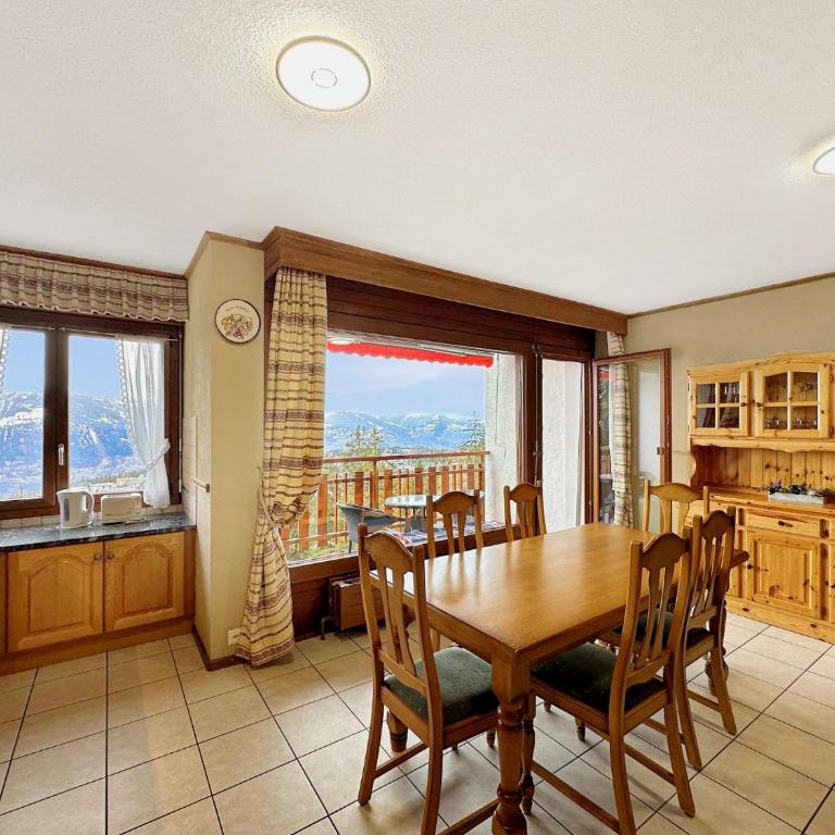 Alpine Evasion - Crans Montana - Swiss Alps - Appartement avec Vue sur la Montagne - 1