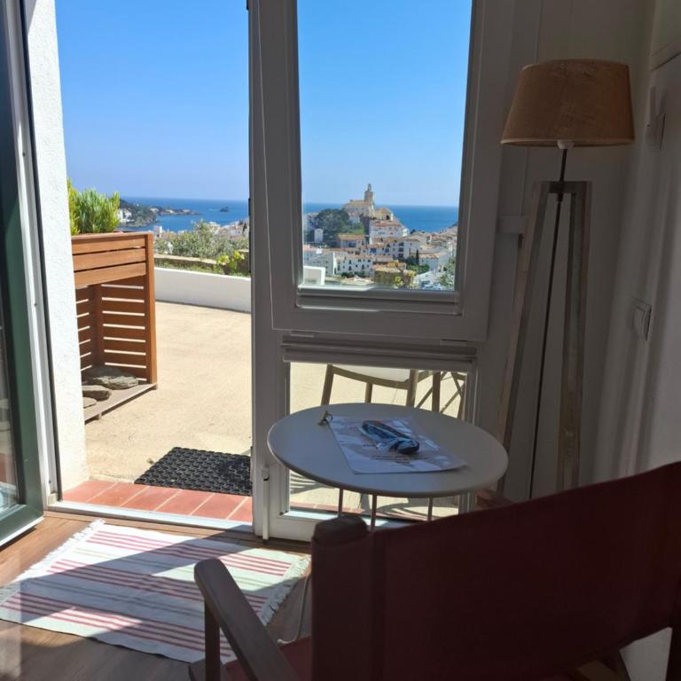 Arrels Hotel Cadaques - Adults Only - Small Double Room with City and Sea Views - 1