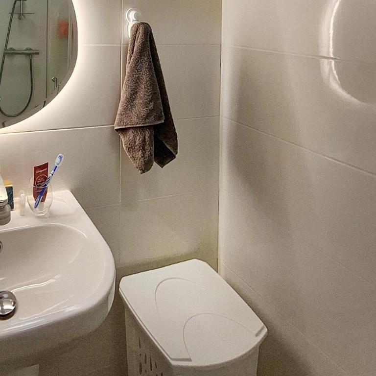 Awesome Apartment In Cannes With Wifi - Appartement - 9