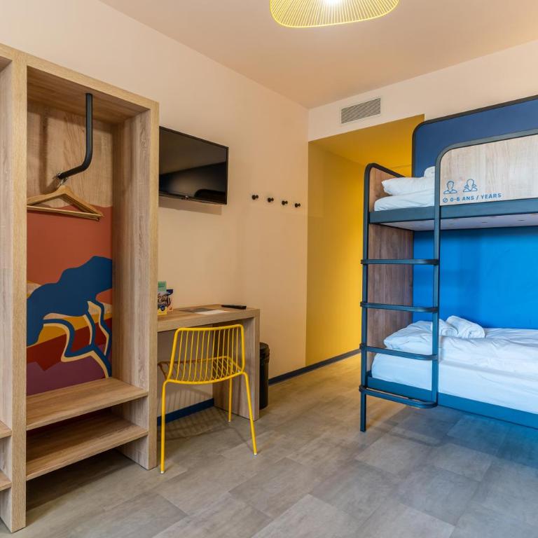 MEININGER Marseille Centre la Joliette - Chambre avec 5 Lits - 4