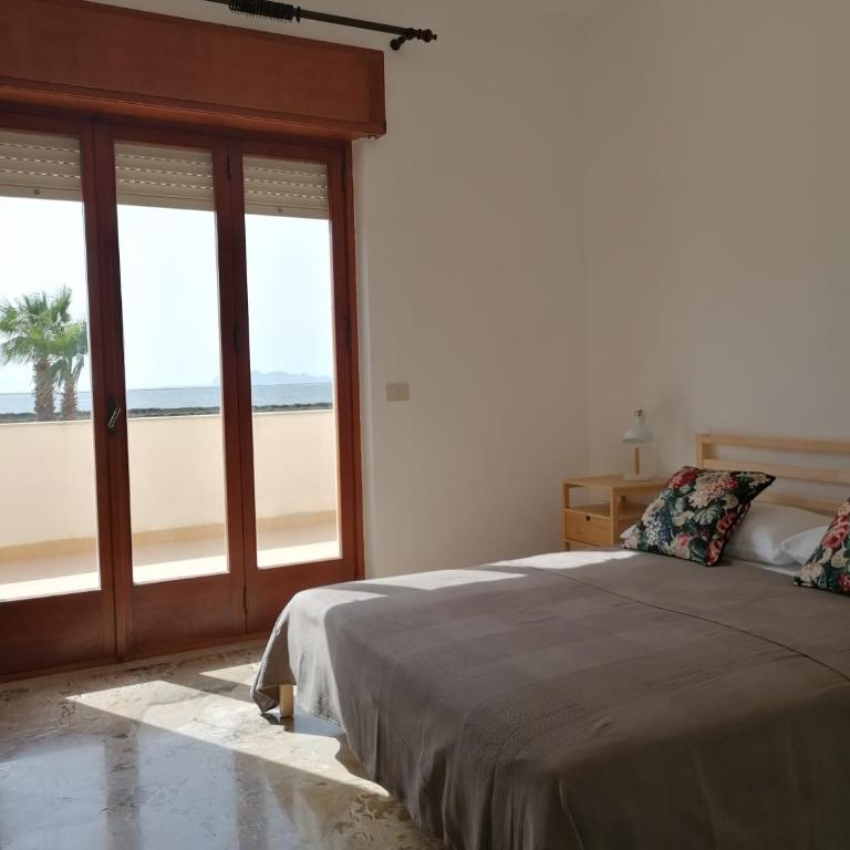 Casita Spagnola - Camera Matrimoniale con Balcone e Vista Mare - 2