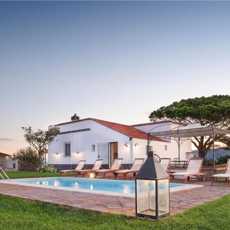 Casa del Capitano with Heated Pool, Views and Concierge by Feeling Italy - Villa - 2