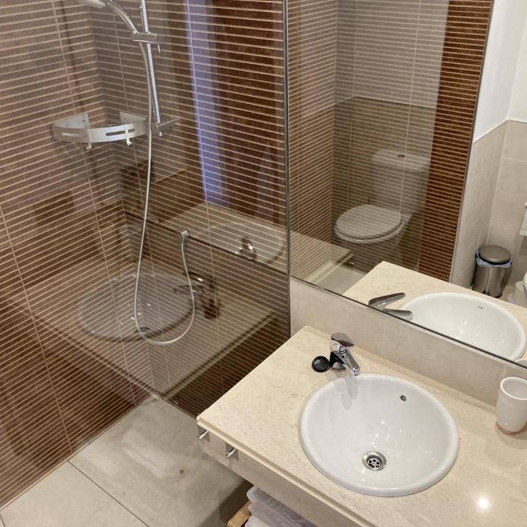 Valle del este ac - Apartamento de 2 dormitorios - 30