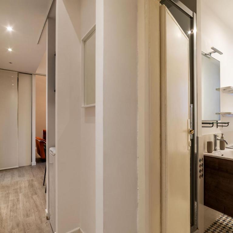 GuestHost Cozy Flat X4 - 450m to Vatican City! - One-Bedroom Apartment - 21