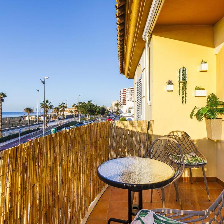 A&N Seafront Promenade Apartment with Sea Views - Apartamento con terraza - 70