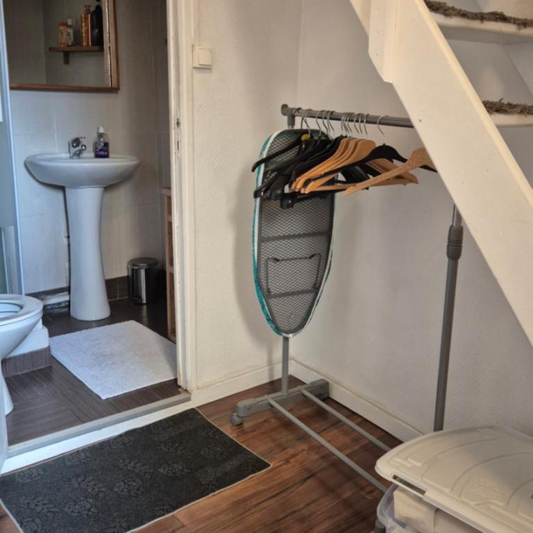 Plein coeur du Panier avec terrasse 2 à 4 personnes arrivée avant 19h - Appartement 1 Chambre - 17
