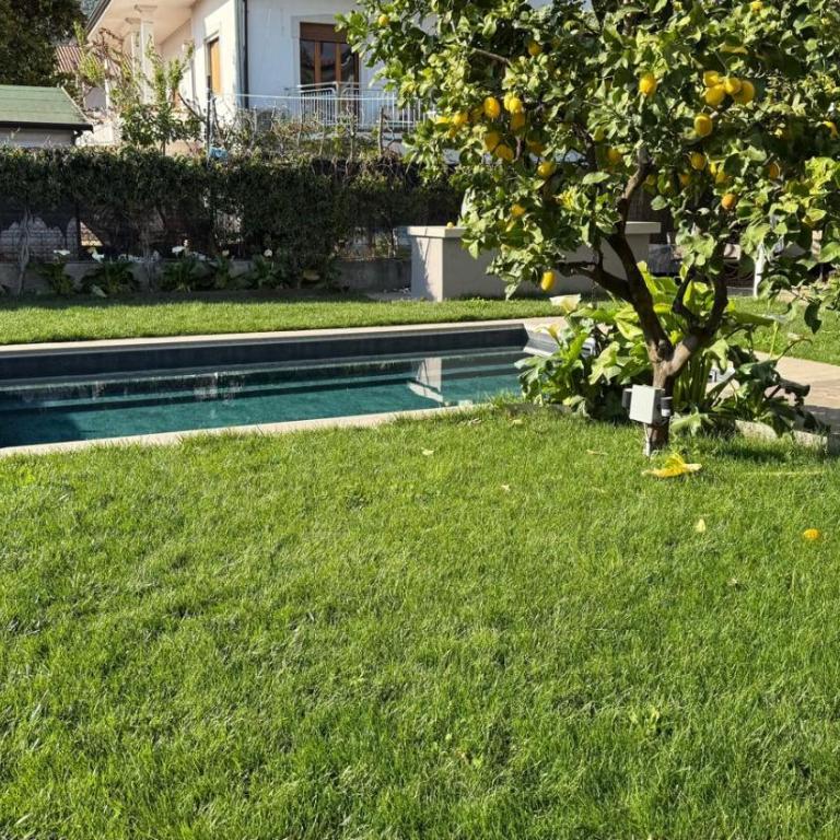 Villa Giulia Rooms & Bike - Camera Quadrupla Deluxe con Balcone - 4