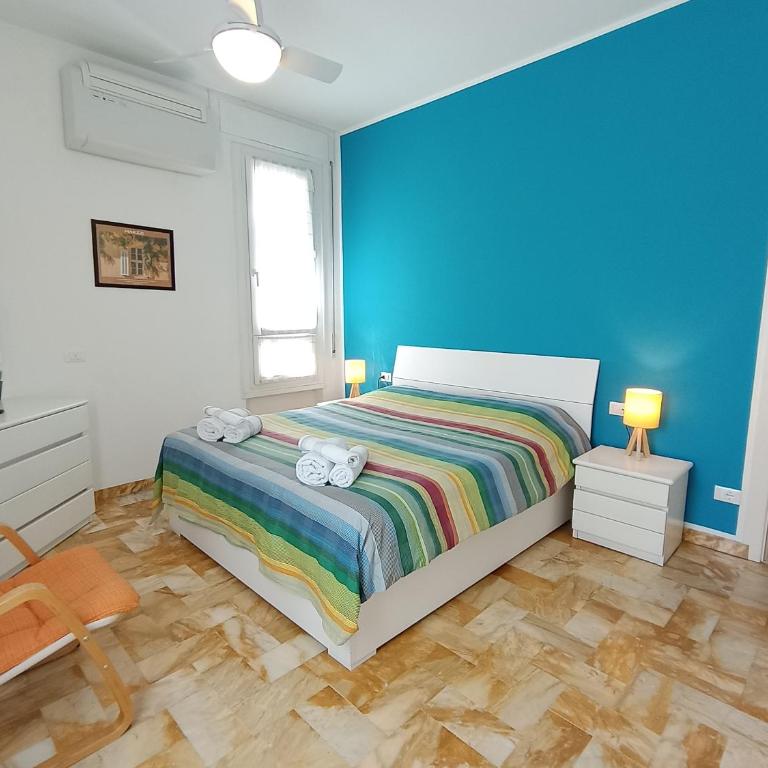 Family Haven a roomy and cosy suite just 200 mt from Lake Como with free parking garage! - Appartamento con 2 Camere da Letto - 13