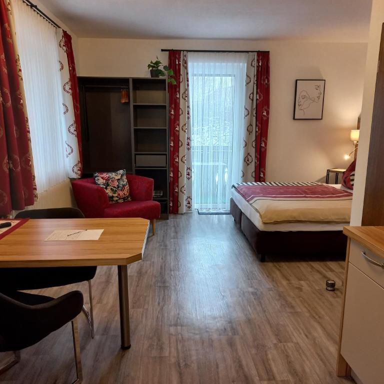 Appartementhaus Theresia - Studio-Apartment mit Balkon - 13