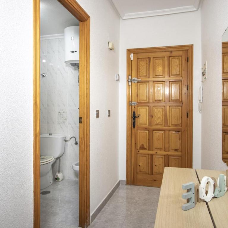 Los Gases ID129 - Three-Bedroom Apartment with Balcony - 31