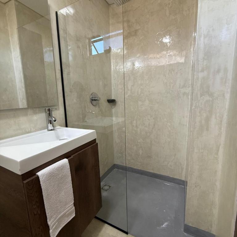 Faro 78 2 Queen bed con Aire Acondicionado - Apartamento de 1 dormitorio - 22