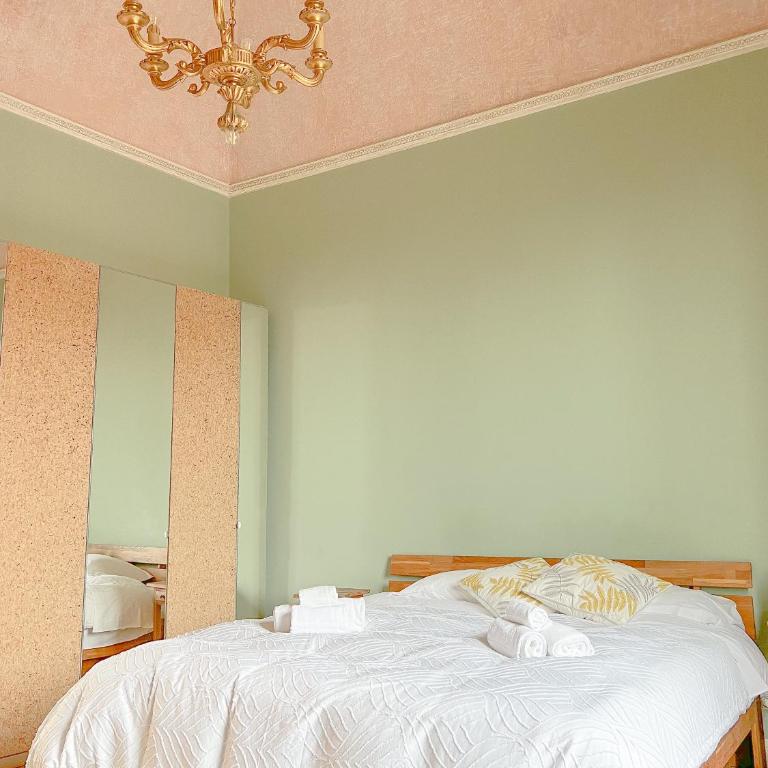 Sicily Wanderloft Luxury Retreat - Two-Bedroom Deluxe Apartment with Balcony - 16