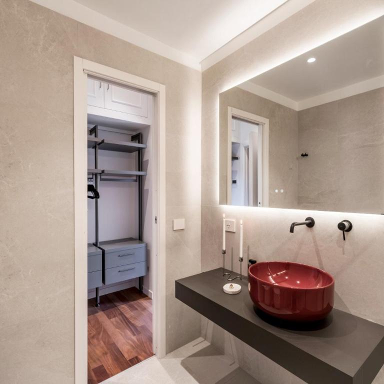 The Best Rent - Prestigious multi-bedroom apartment overlooking St. Peter’s - Superior Apartment - 40