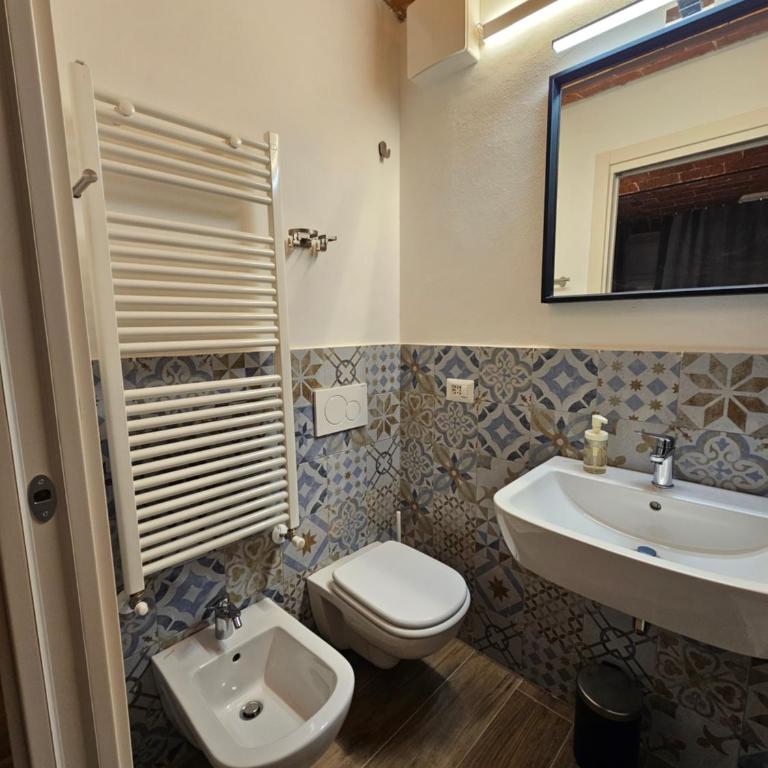 Pan - Double Room with Private Bathroom - 3