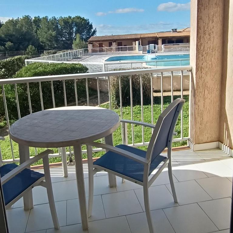 Studio cosy pour curistes avec terrasse, vue sur piscine - Appartement 1 Chambre - 1