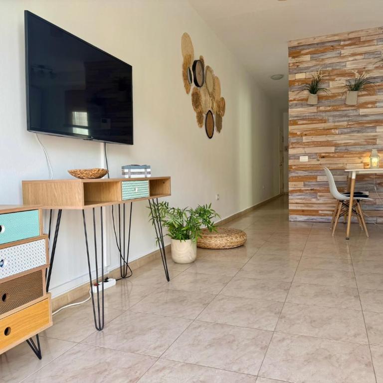 Dominos Apartment with heated pool by SunHousesCanarias - Apartamento de 2 dormitorios - 24
