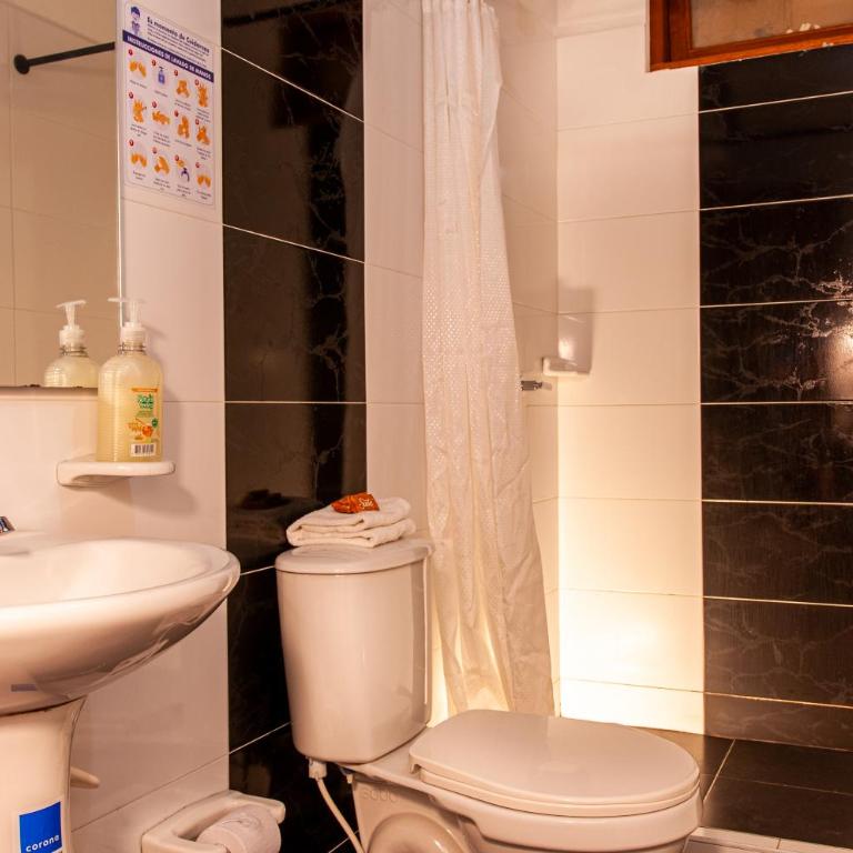 HOTEL RUTA 40 VILLA DE LEYVA - Family Room - 3