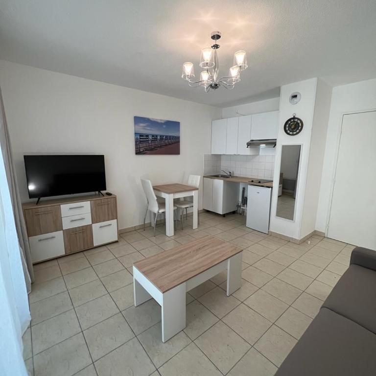 Sunny studio with Terrace - Monolocale con Terrazza - 7