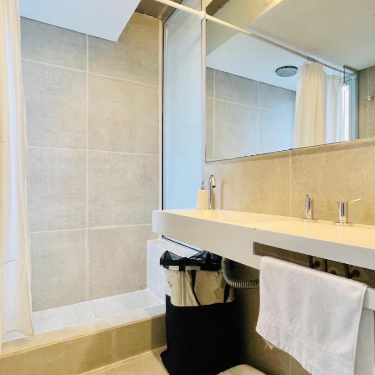 Hollywood Suites & Lofts - Apartment - 54