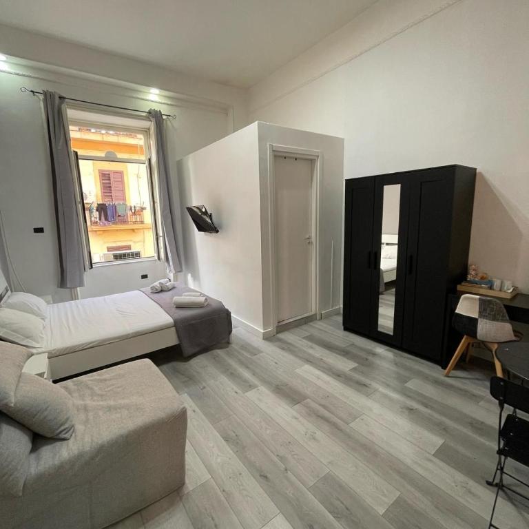 B&B San Ferdinando Napoli - Camera Matrimoniale con Bagno Privato - 2