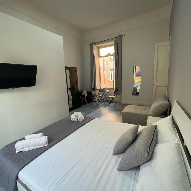 B&B San Ferdinando Napoli - Camera Matrimoniale con Bagno Privato - 1