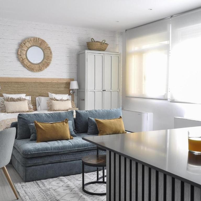 Fantastic Studio in Puerta del Sol - One-Bedroom Apartment - 2