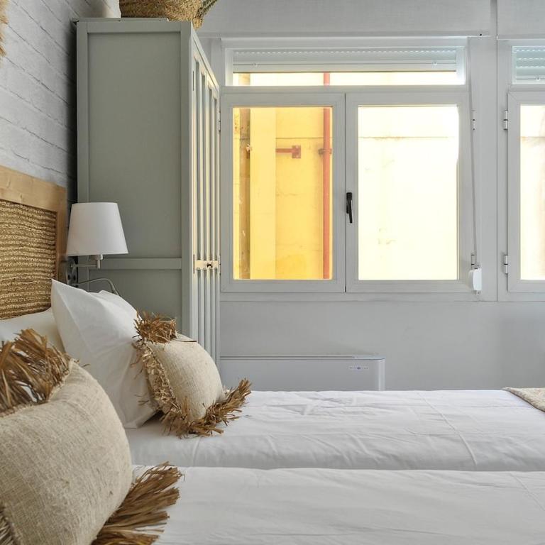 Fantastic Studio in Puerta del Sol - One-Bedroom Apartment - 16