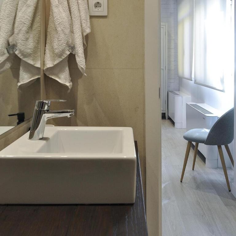 Fantastic Studio in Puerta del Sol - One-Bedroom Apartment - 17