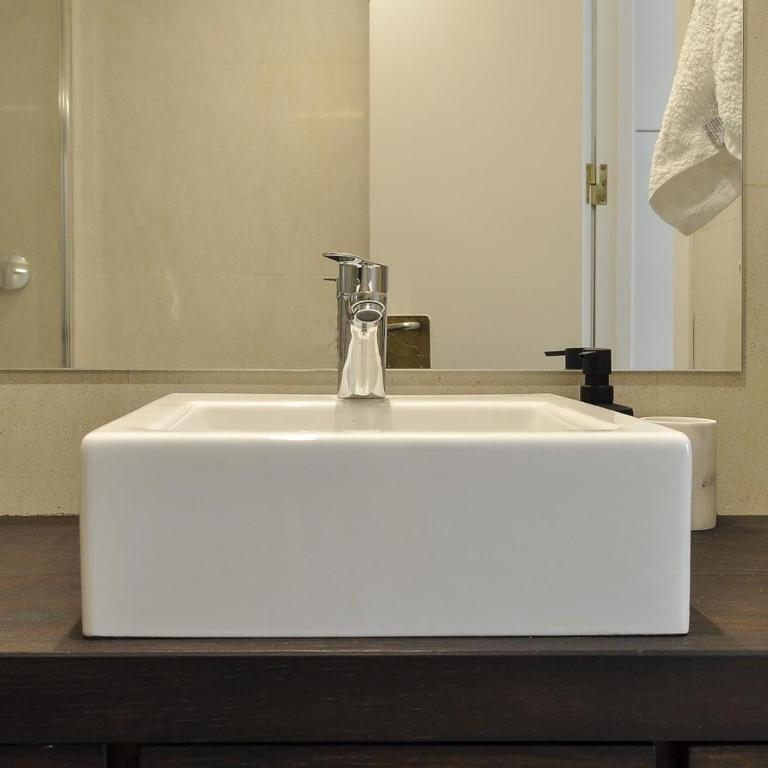 Fantastic Studio in Puerta del Sol - One-Bedroom Apartment - 19