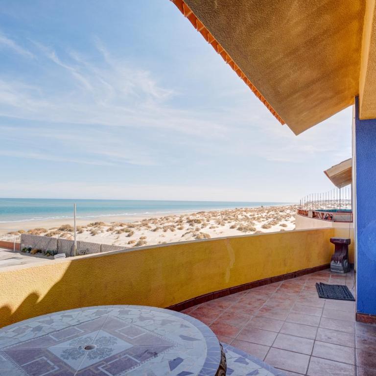 Beach Condo 7-- Sleeps 8, Pool, WiFi, AC, Security - Apartamento de 2 dormitorios - 9