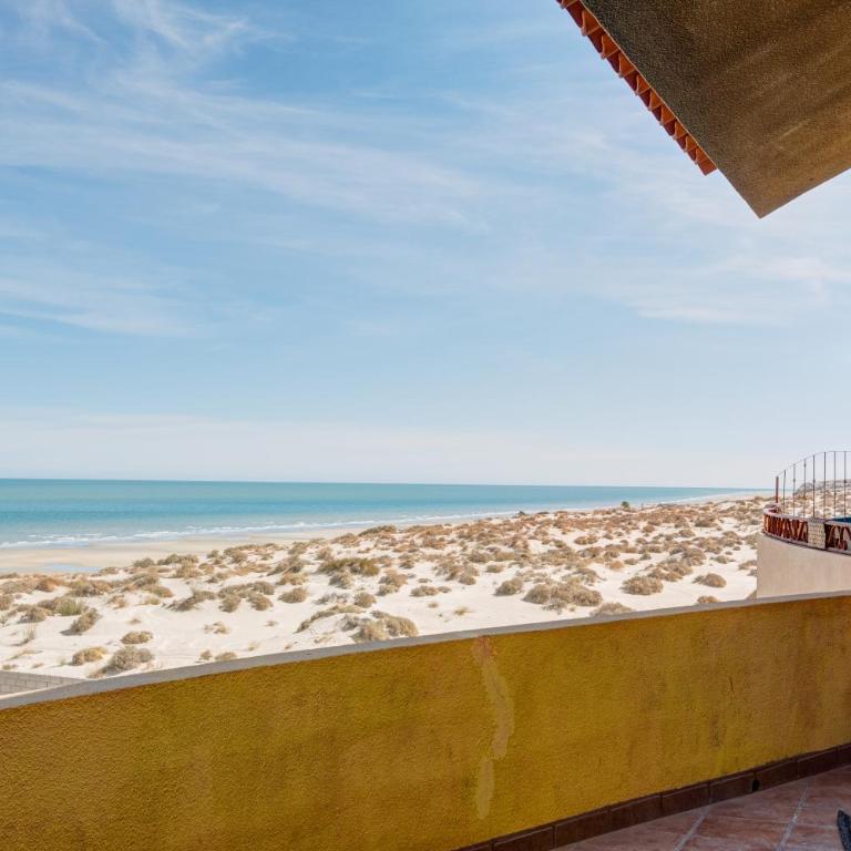 Beach Condo 7-- Sleeps 8, Pool, WiFi, AC, Security - Apartamento de 2 dormitorios - 10