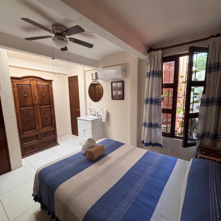 La Casa del Arbol - Habitación Doble con baño privado - 13