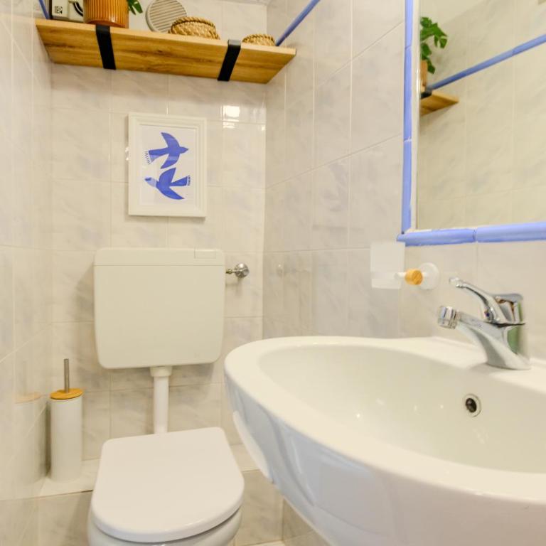 Duplex Vieille ville - SEA VIEW - One-Bedroom Apartment - 9