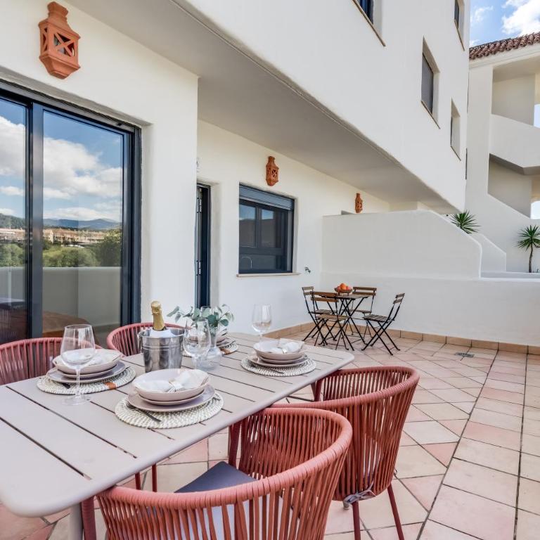 Luxury apartment Sunset Golf with spacious private garden & seaview - Apartamento de 2 dormitorios con terraza y vistas al mar - 20