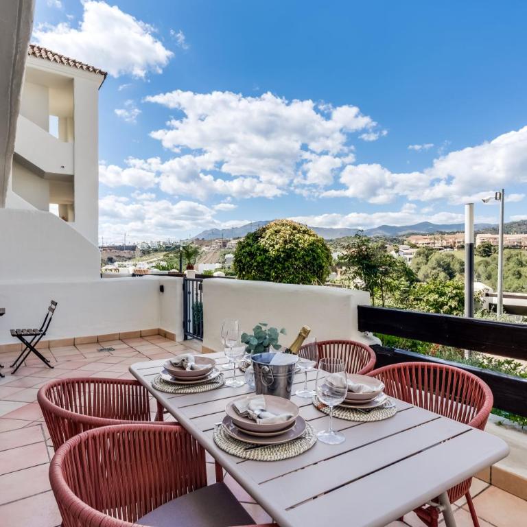 Luxury apartment Sunset Golf with spacious private garden & seaview - Apartamento de 2 dormitorios con terraza y vistas al mar - 19