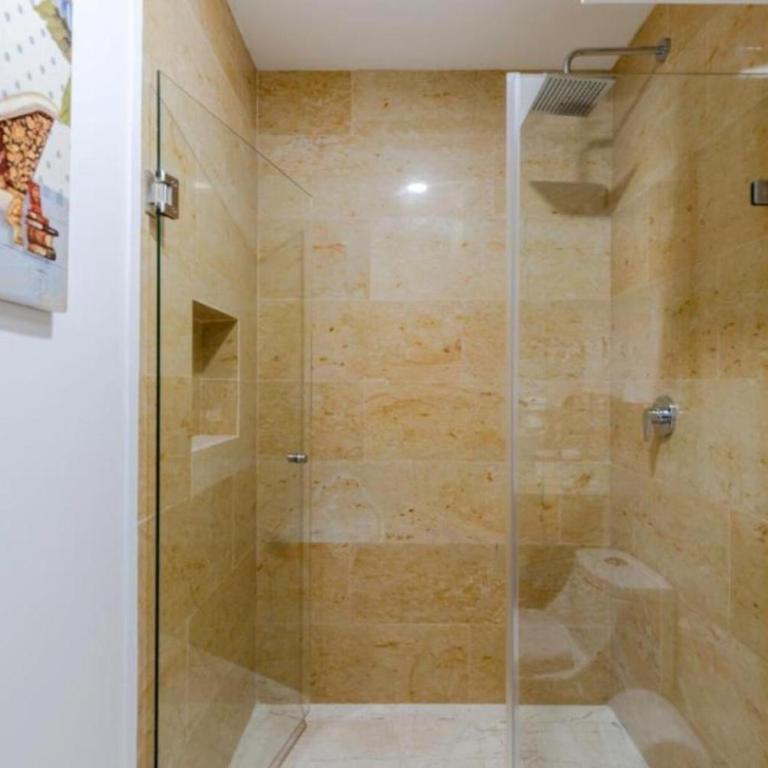 One Paralia - 1BR Balcony & Rooftop Pool - 9