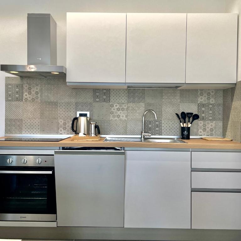 Il Relax con Vista Mare - Free Parking, Wi-Fi - Apartamento de 2 dormitorios con vistas al mar - 14