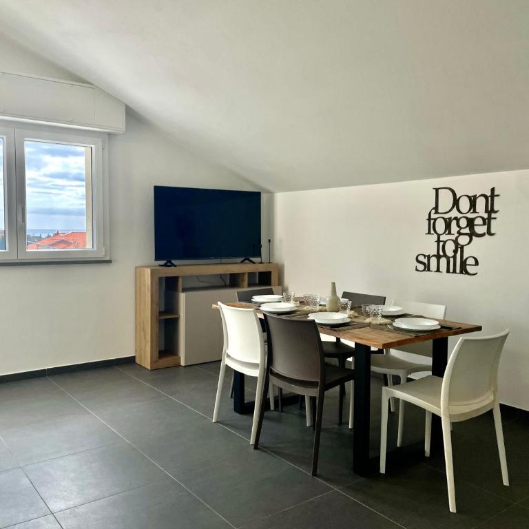 Il Relax con Vista Mare - Free Parking, Wi-Fi - Apartamento de 2 dormitorios con vistas al mar - 32