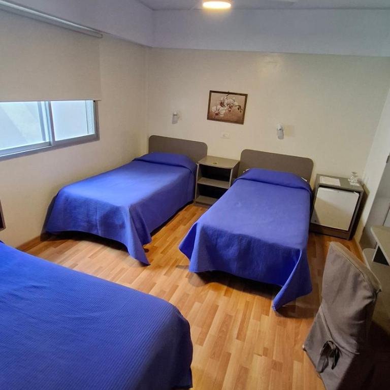 Hotel Mayoral - Habitación Triple - 1