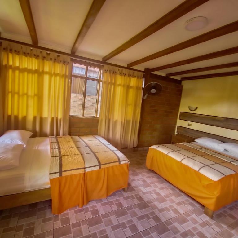 Las Jawas Lodge - Double Room with Two Double Beds - 2
