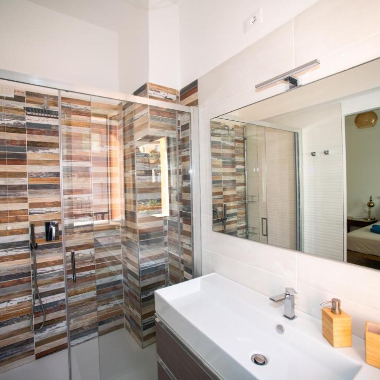 Varazze Sea House - Appartamento con 2 Camere da Letto - 10