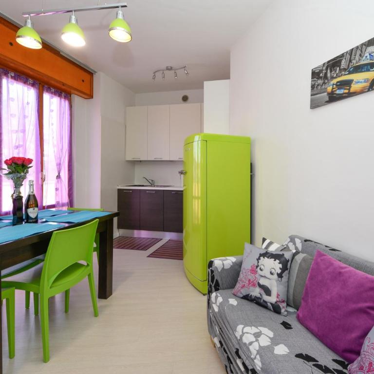 Casa Alessia-300mt to lake & center Peschiera - Two-Bedroom Apartment - 16