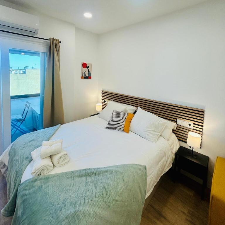 Chic central studio premiere - Studio Apartment with Balcony - 48