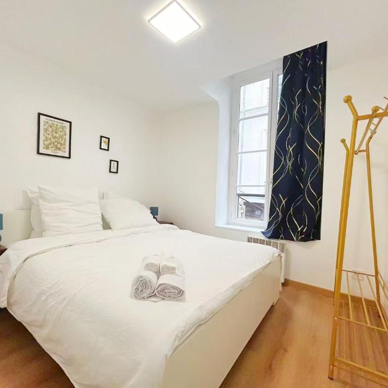 Apartment Le Marais - Three-Bedroom Apartment - 6