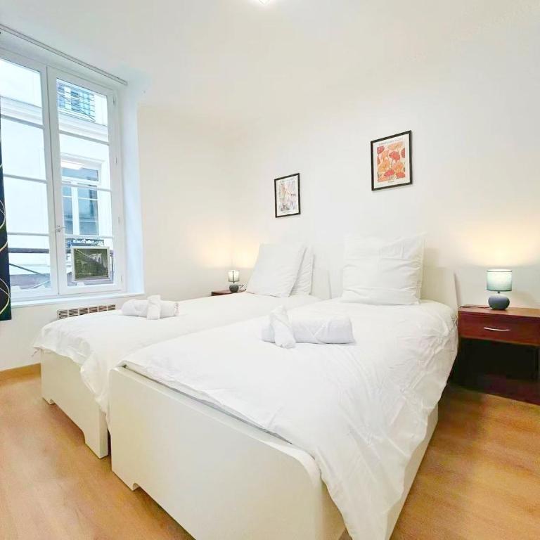 Apartment Le Marais - Three-Bedroom Apartment - 9