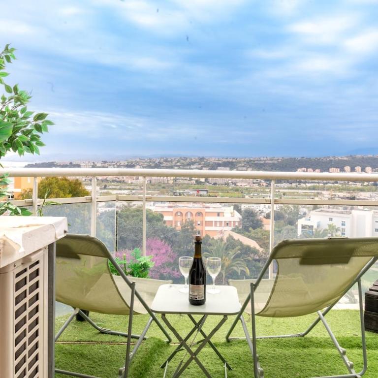 Studio équipé dans une résidence avec piscine à 10mn du centre ville - Apartment mit 1 Schlafzimmer - 5